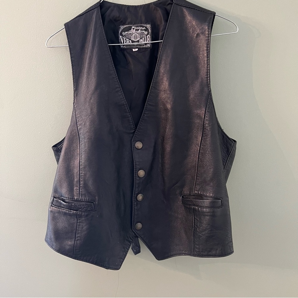 Vera Pelle Italian-Made Suede Leather Vest